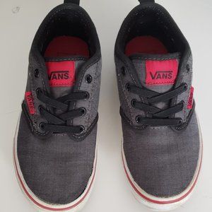 Vans Off the Wall slip on sneakers